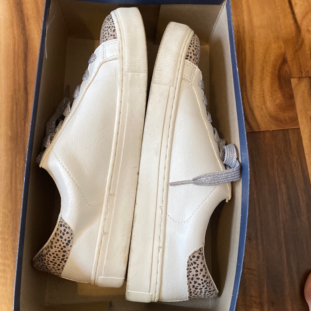 8.5 White and Leopard print sneakers